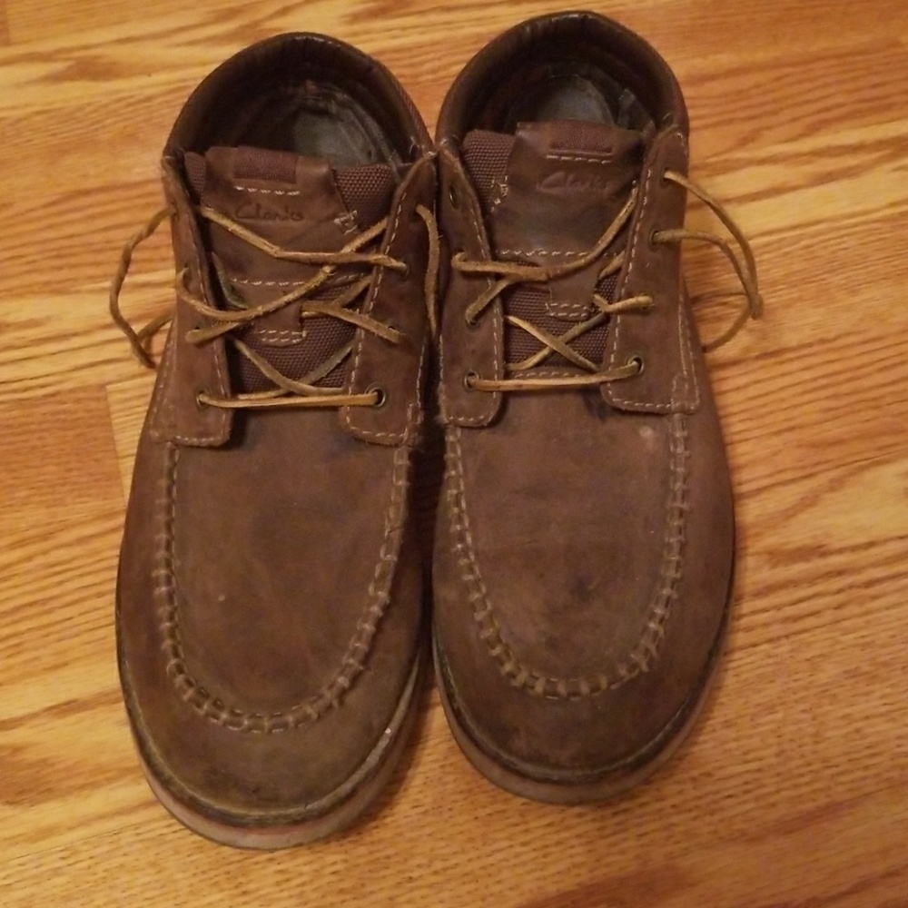 Clarks - Picture 2 of 3